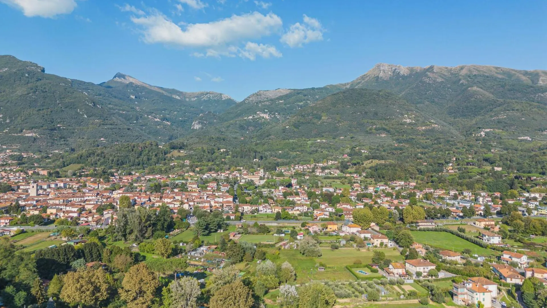 Holiday Home Emilia By Interhome Camaiore